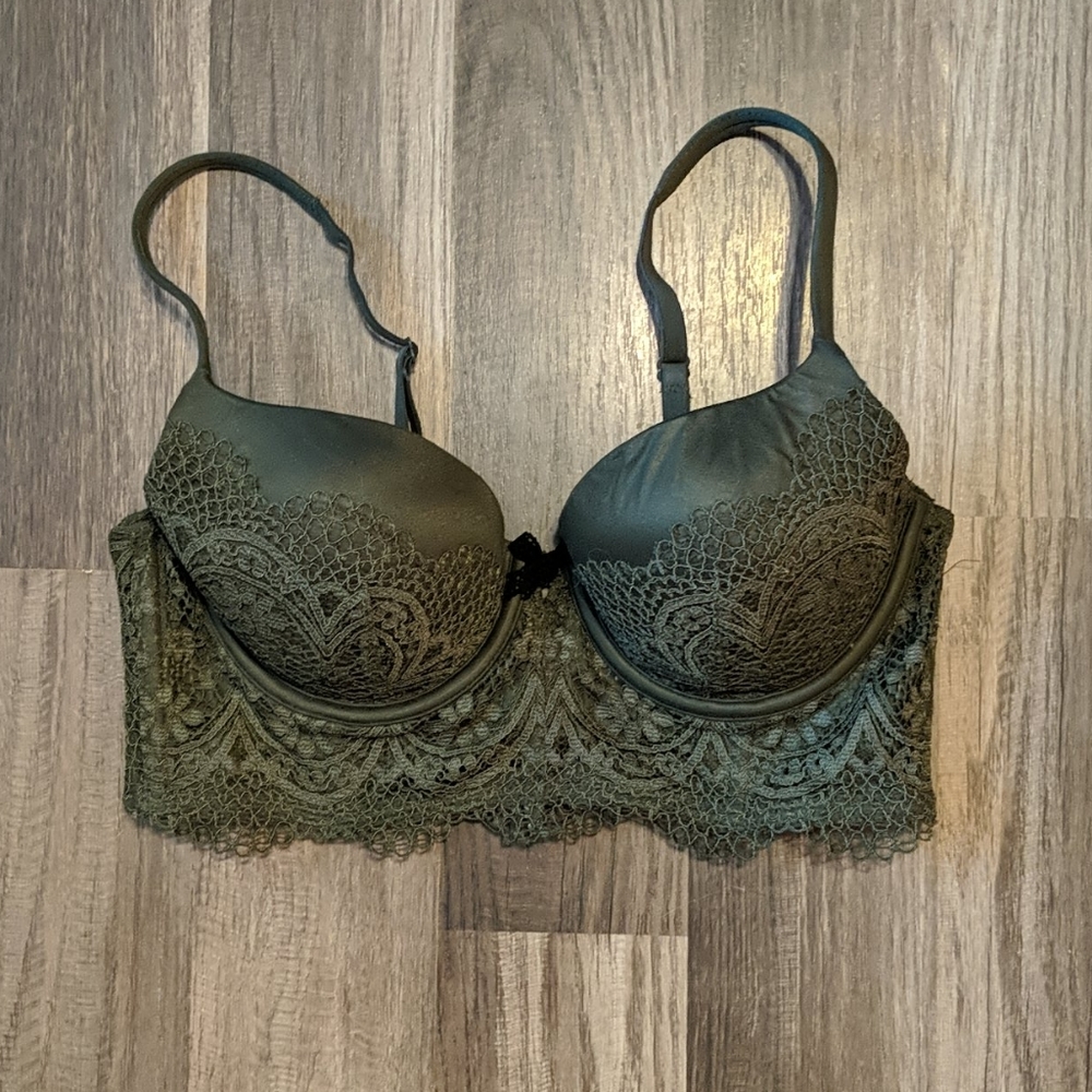Victoria's secret longline green lacey bra 34C